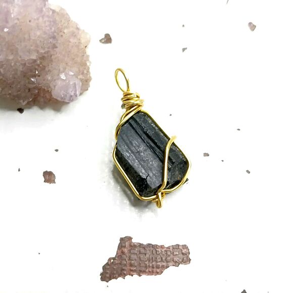 Small Raw Black Tourmaline Crystal Pendant Charm, Jewelry Making 1.5" - Picture 2 of 3